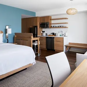 Hotel Element